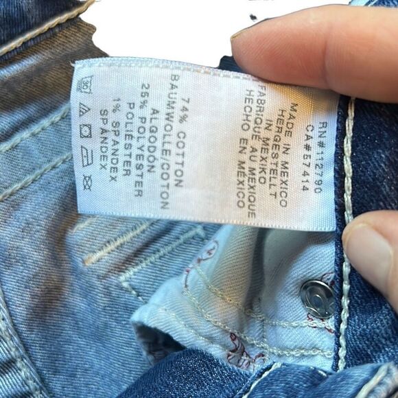 True Religion World Tour Capri Jeans Blue Denim Womens Size 28 - Picture 5 of 9
